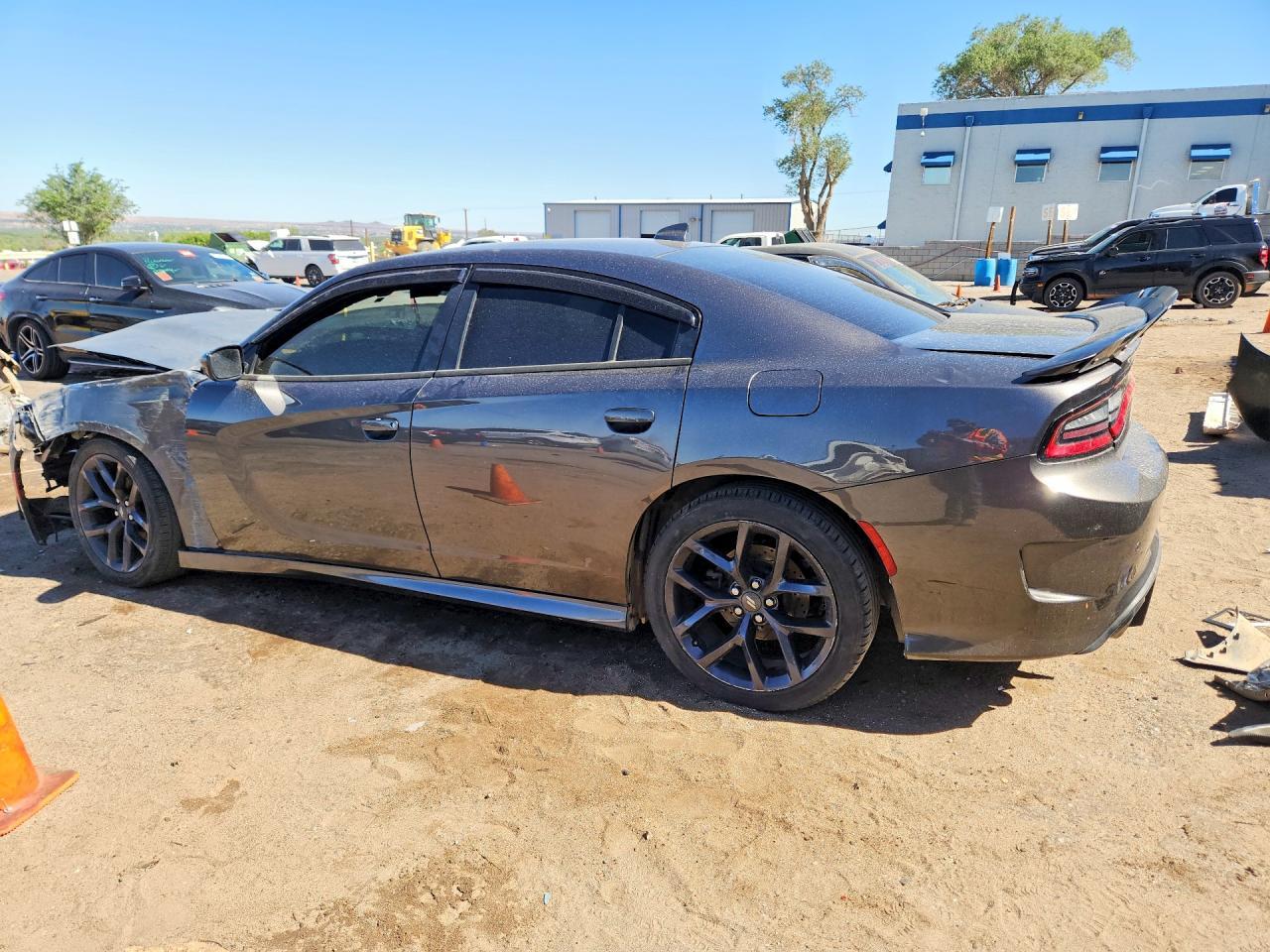 2019 Dodge Charger R - Фото 2