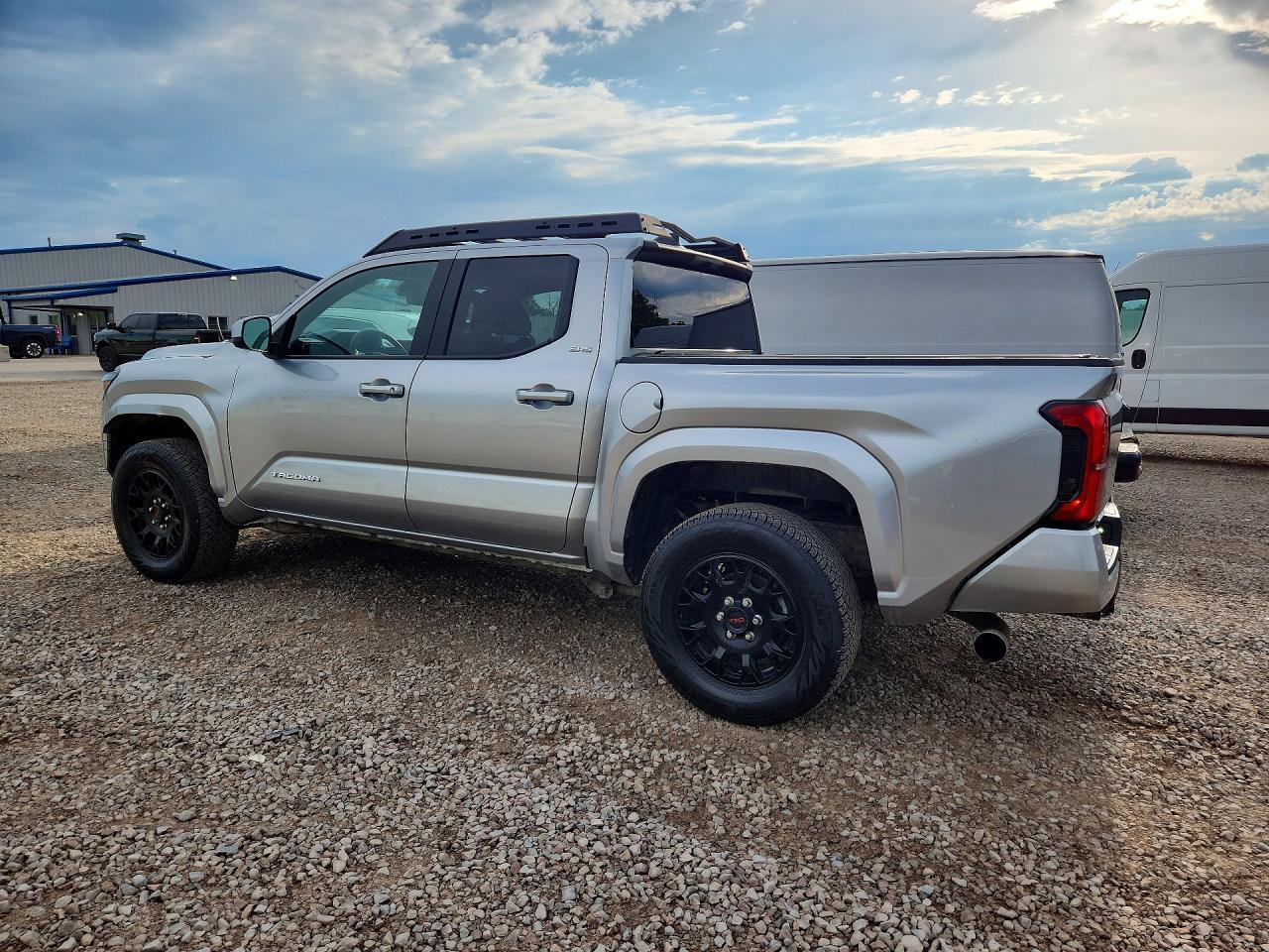 2025 Toyota Tacoma Sr5 - Фото 2