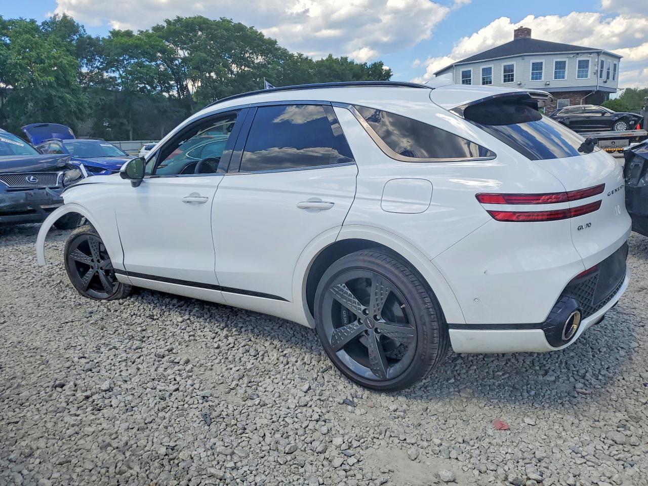 2024 Genesis Gv70 2.5T Standard - Фото 2