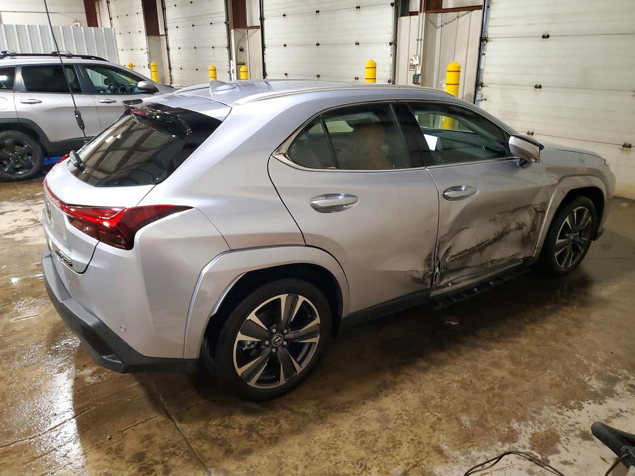 2026 Lexus Ux 300H Premium - Image 3