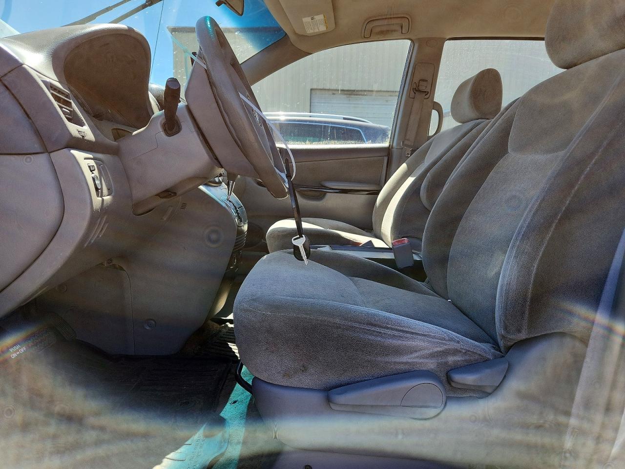 2005 Toyota Sienna Ce 7 Passenger - Фото 7