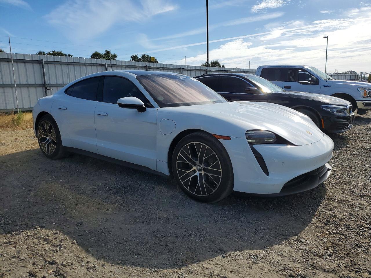 2021 Porsche Taycan - Image 4