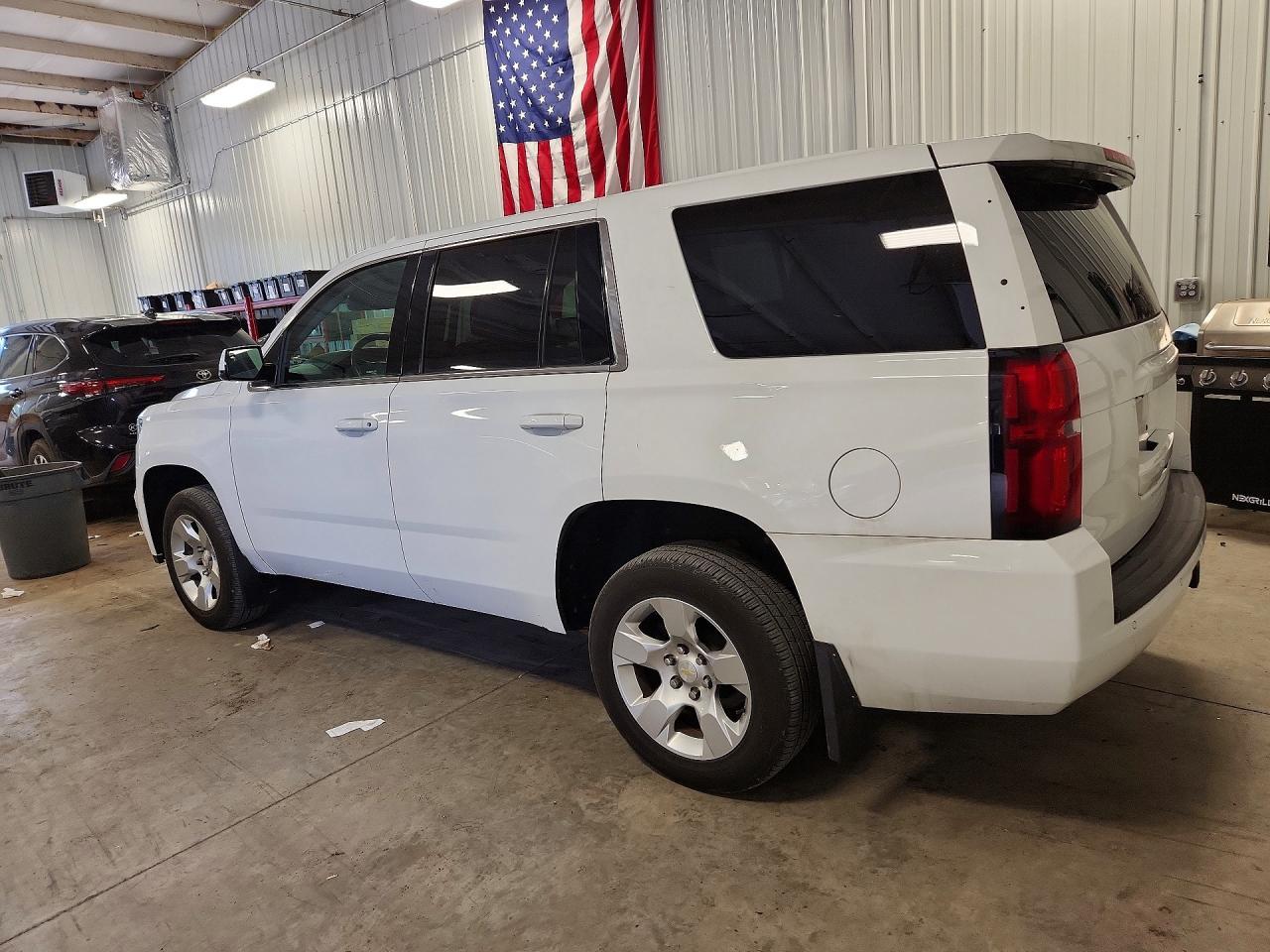 2017 Chevrolet Tahoe Police - Фото 2