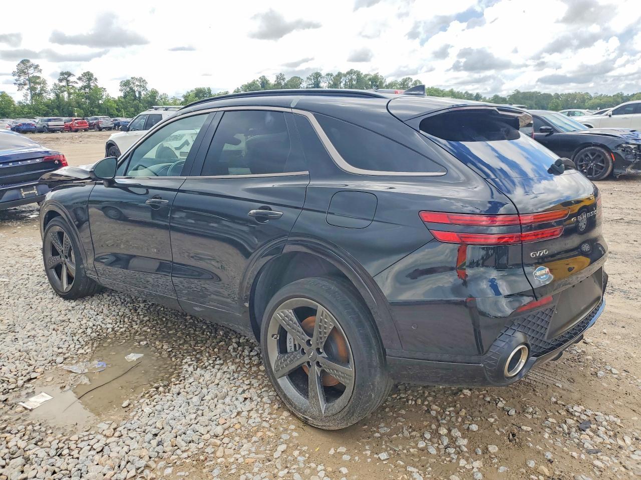 2024 Genesis Gv70 2.5T Standard - Фото 2