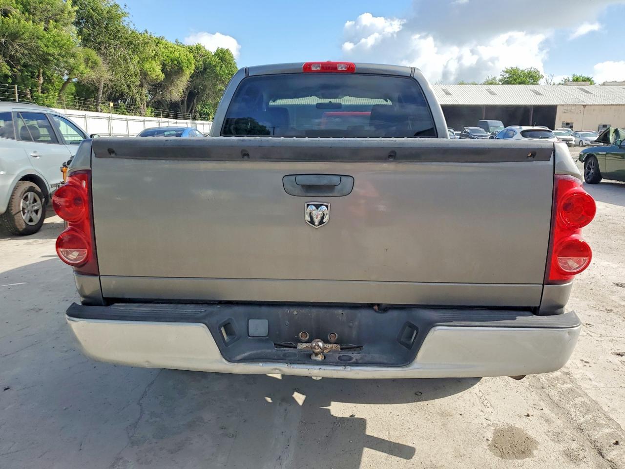 2007 Dodge Ram 1500 St - Фото 6