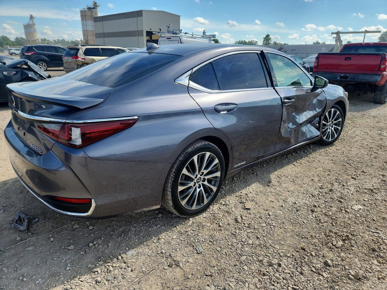 2019 Lexus Es 300H - Image 3