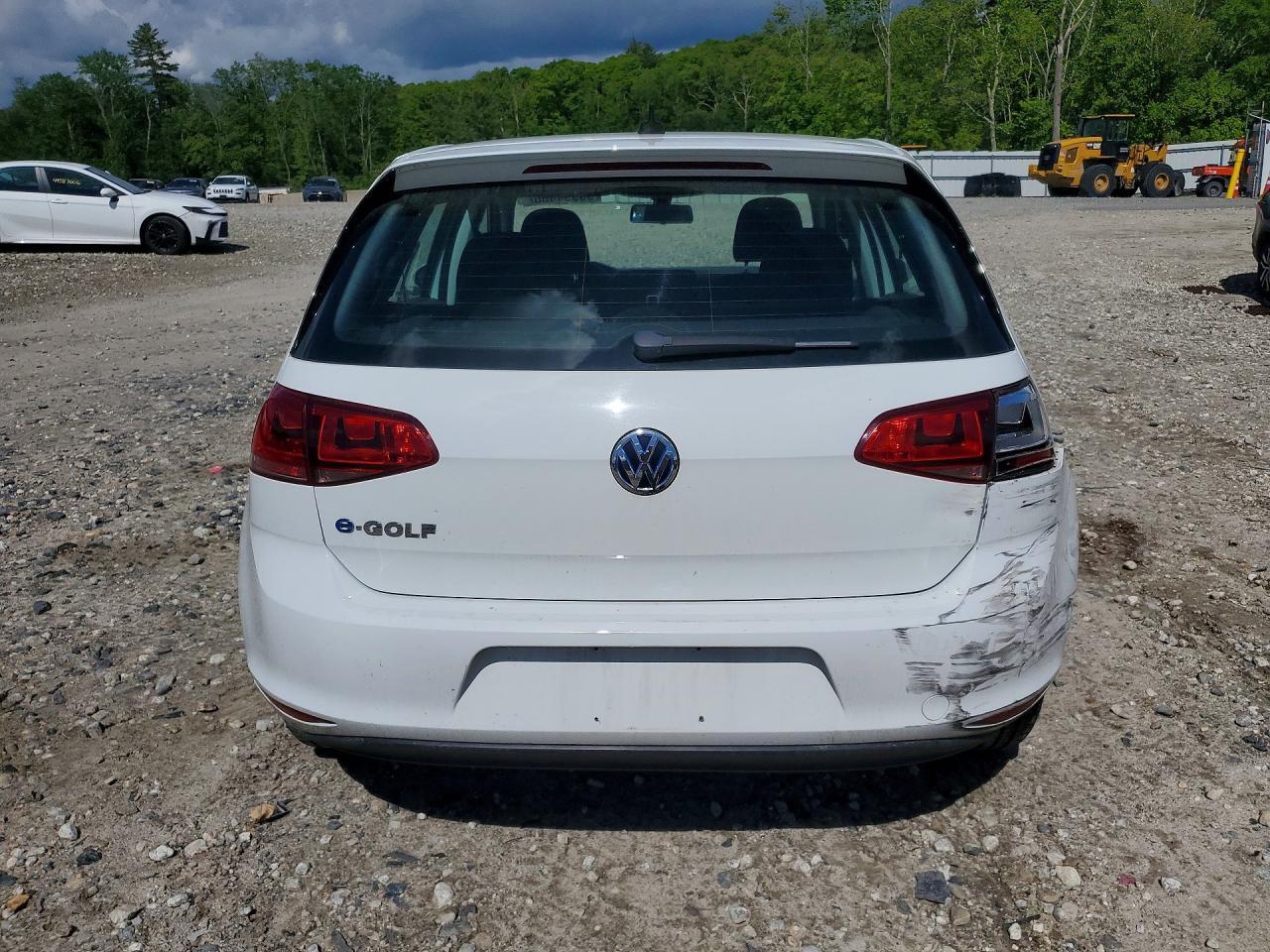 2016 Volkswagen E-Golf Se - Фото 6