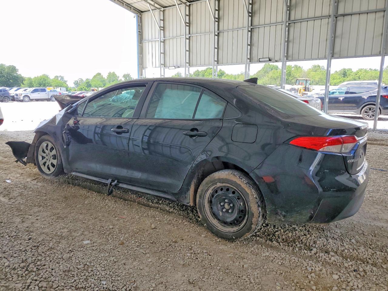 2024 Toyota Corolla Le - Image 2
