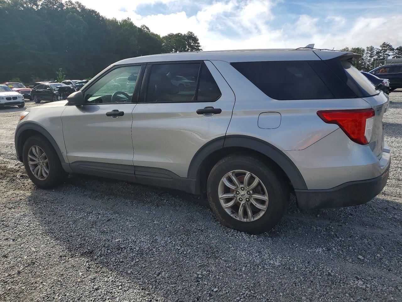 2020 Ford Explorer - Фото 2
