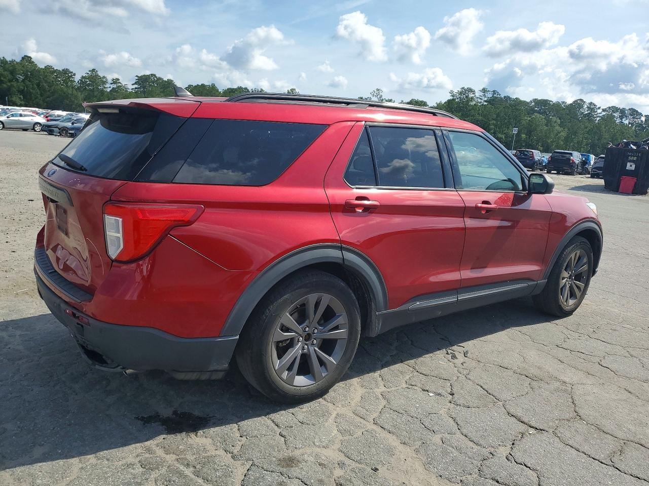 2021 Ford Explorer Xlt - Фото 3