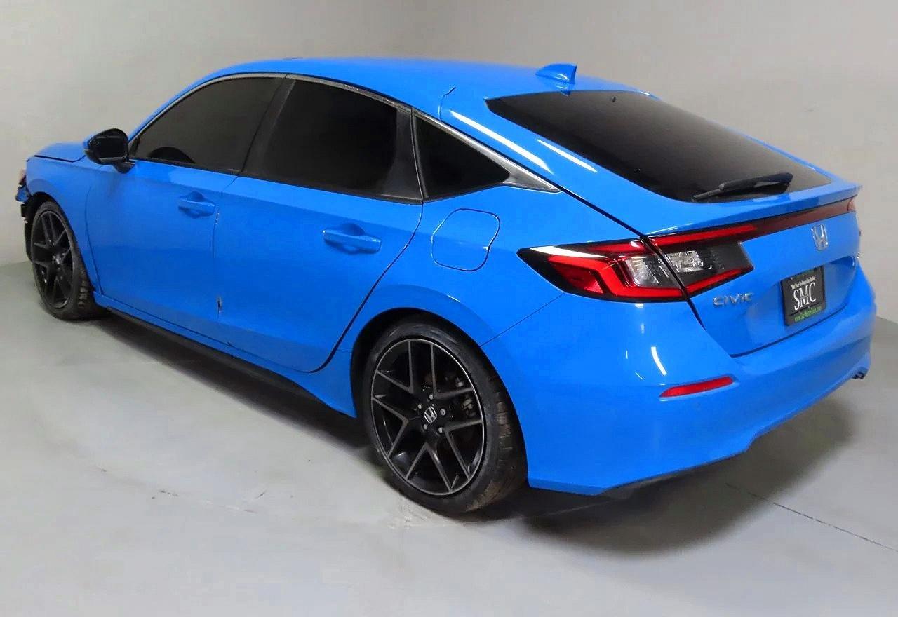 2024 Honda Civic Sport Touring - Image 4