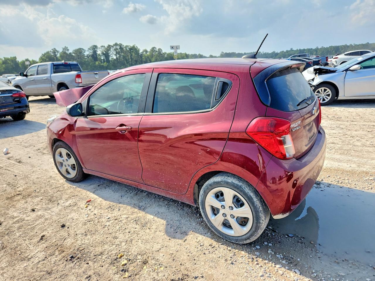 2022 Chevrolet Spark Ls - Фото 2
