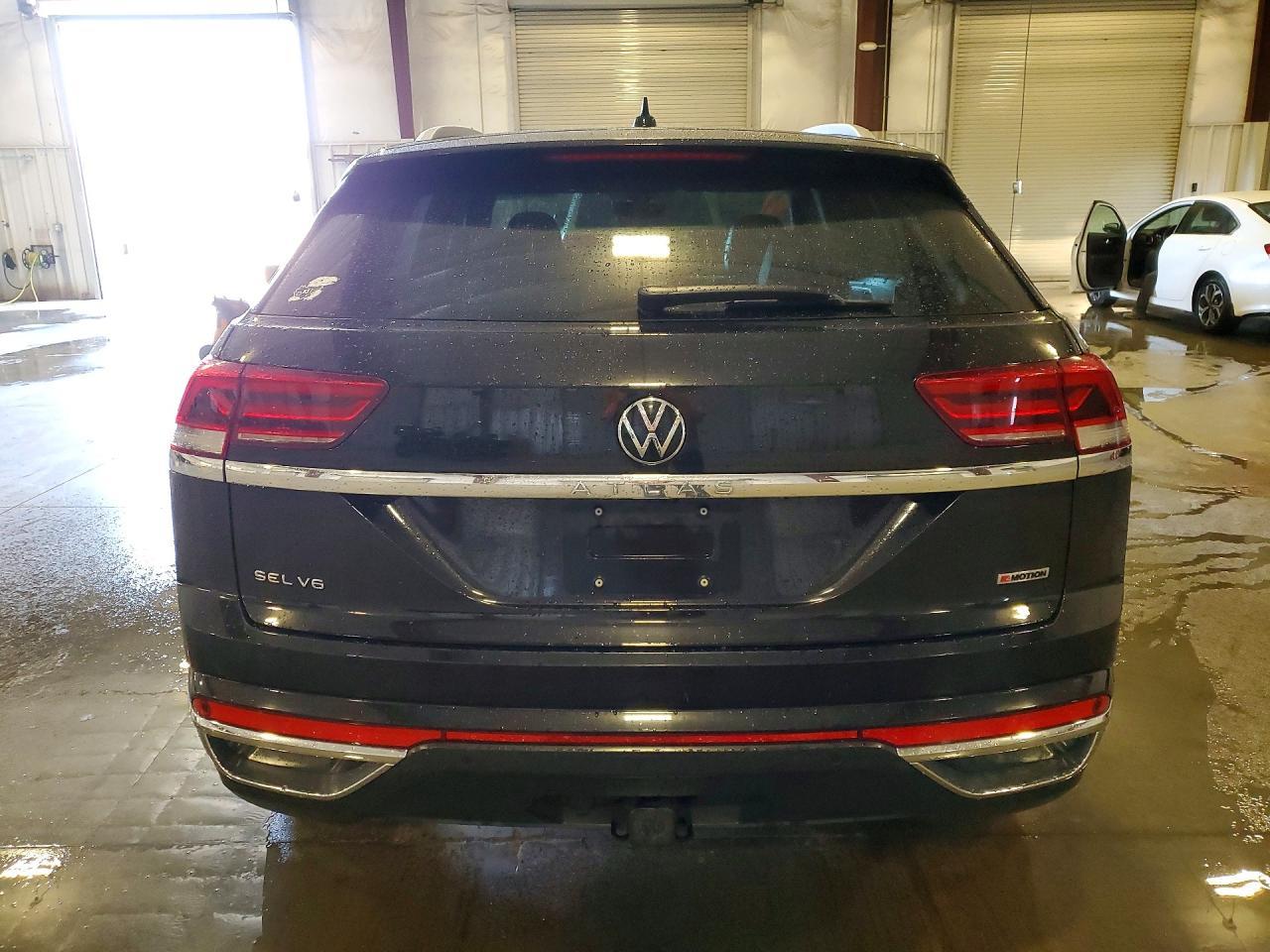 2021 Volkswagen Atlas Cross Sport Sel Premium - Image 6