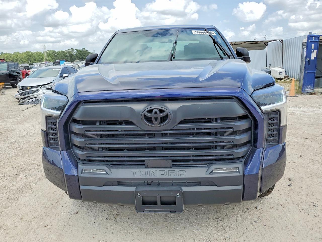2025 Toyota Tundra Sr5 - Image 5