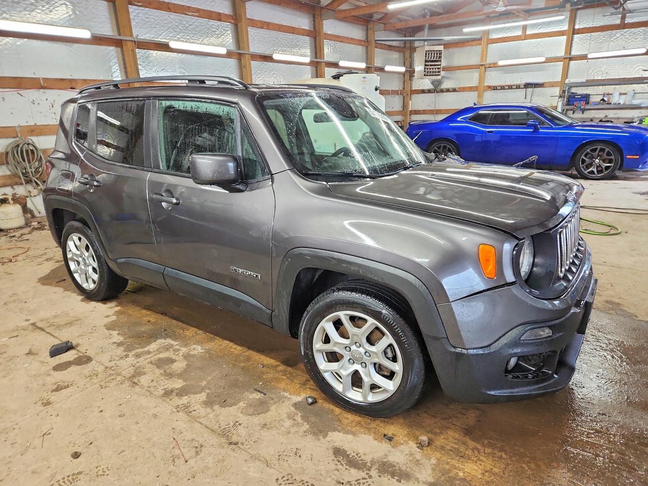 2018 Jeep Renegade Latitude - Image 4