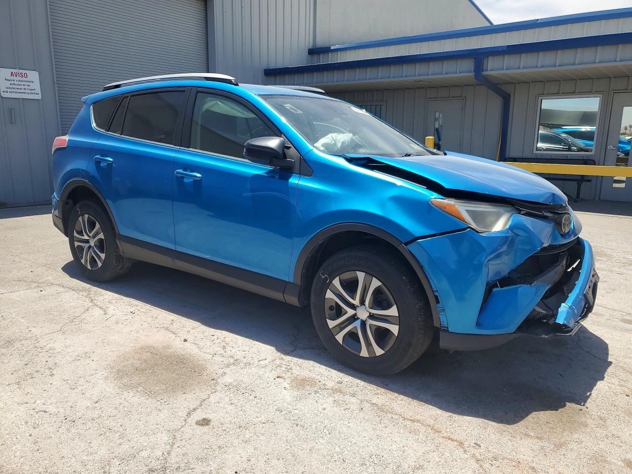 2018 Toyota Rav4 Le - Image 4