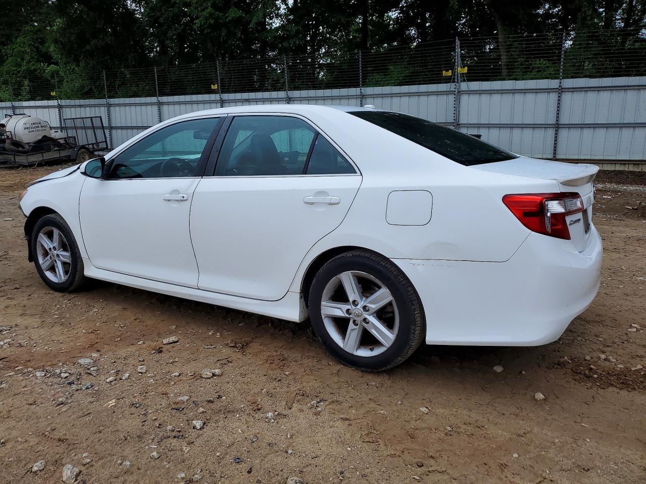 2012 Toyota Camry Se - Фото 2
