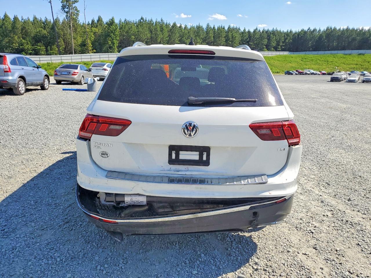 2018 Volkswagen Tiguan Se - Image 6
