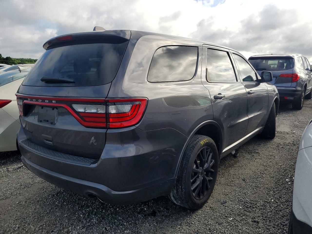 2016 Dodge Durango Sxt - Image 3