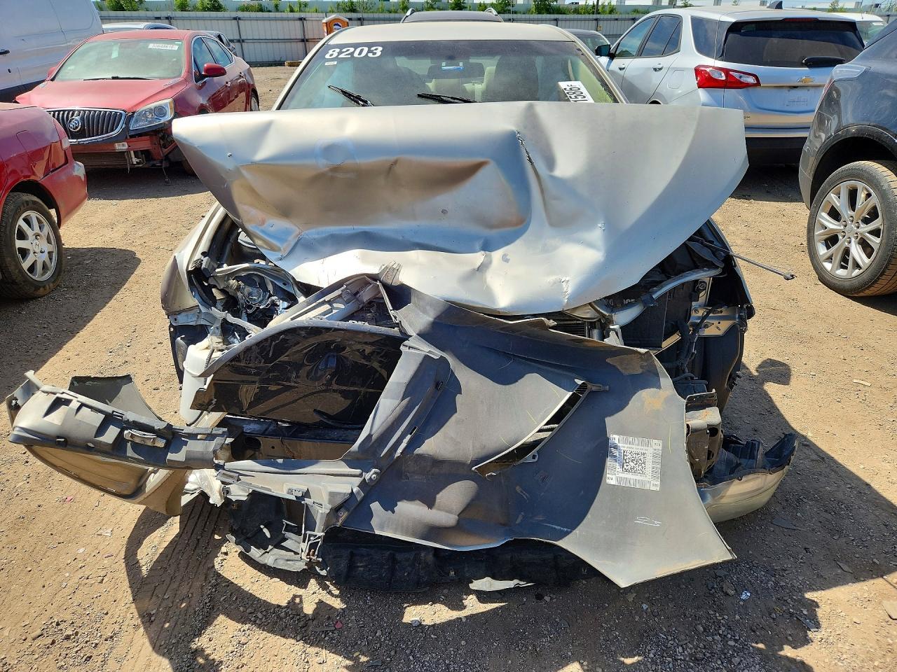 2017 Toyota Camry Le - Image 5