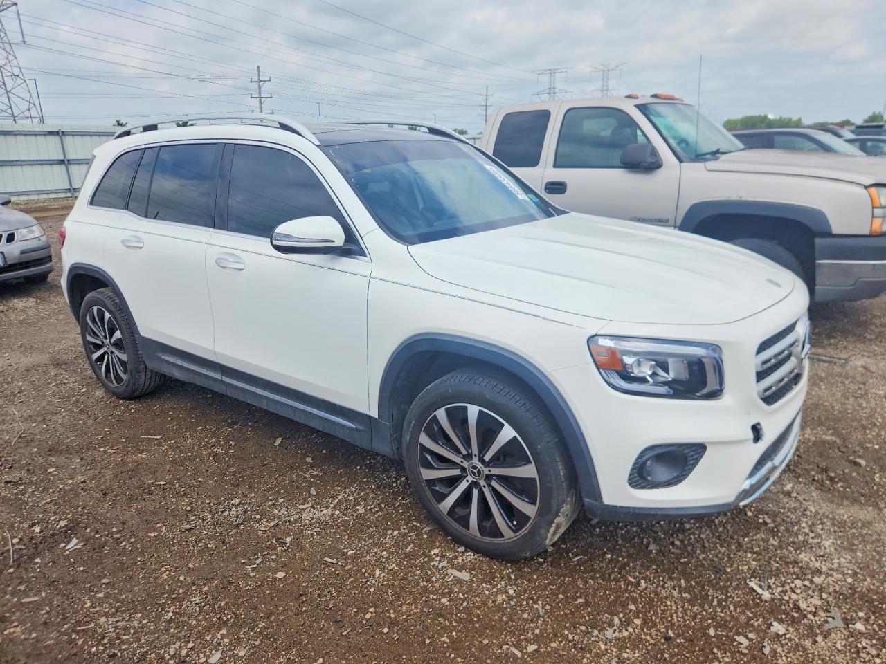 2021 Mercedes-Benz Glb 250 - Image 4