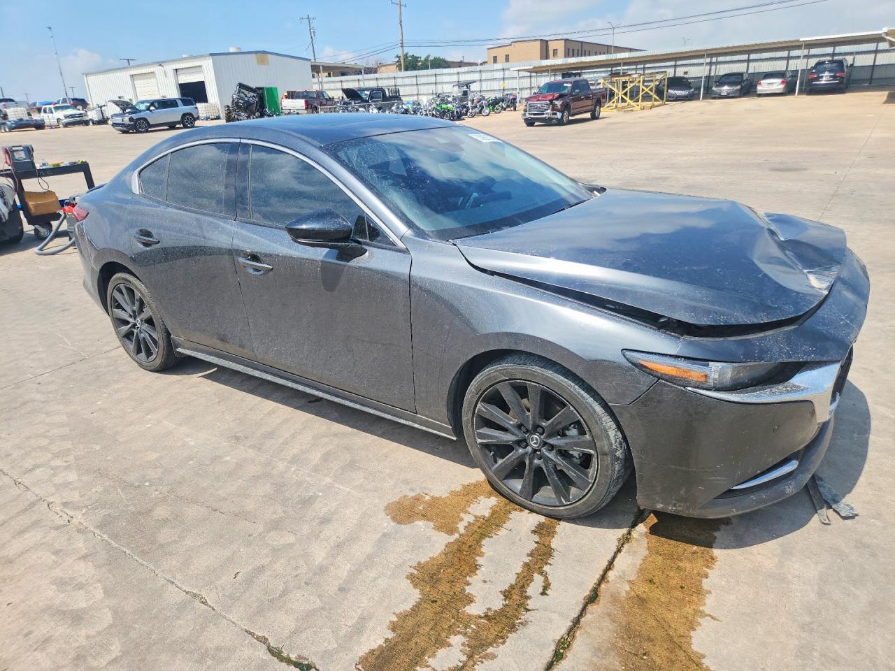 2023 Mazda 3 Premium Plus - Image 4