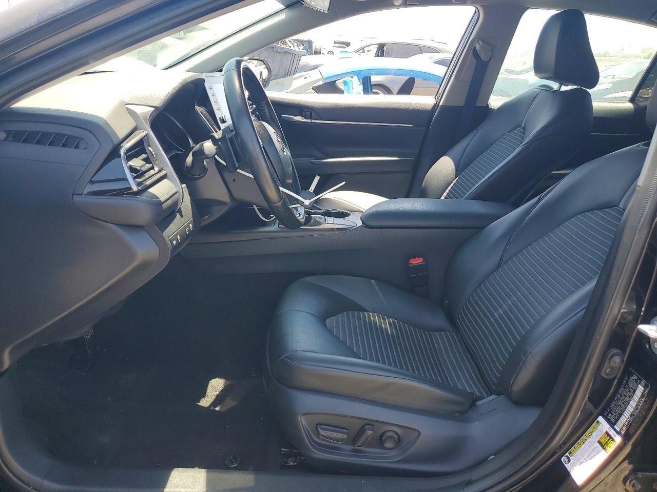 2023 Toyota Camry Se - Image 7