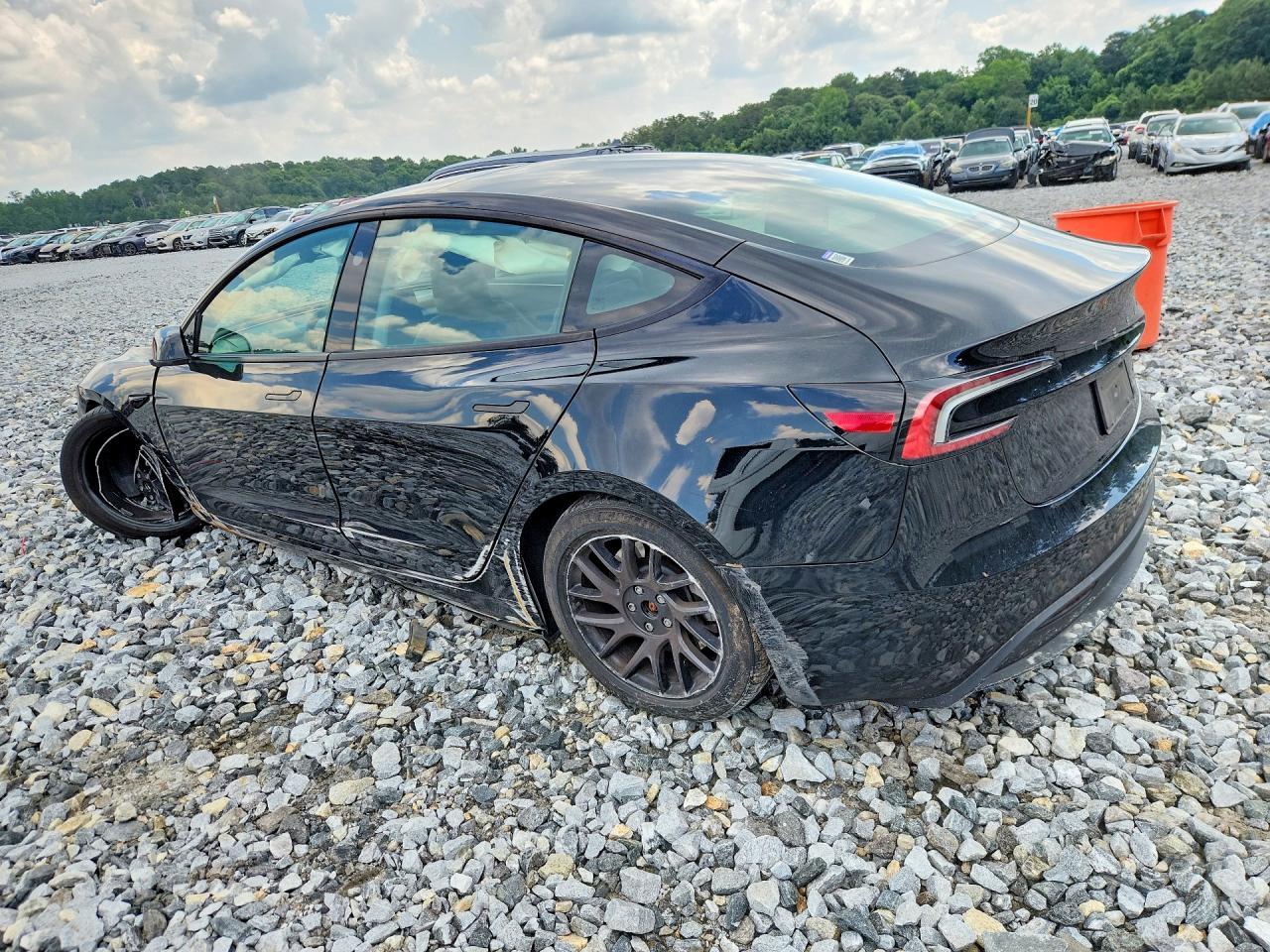 2024 Tesla Model 3 - Image 2