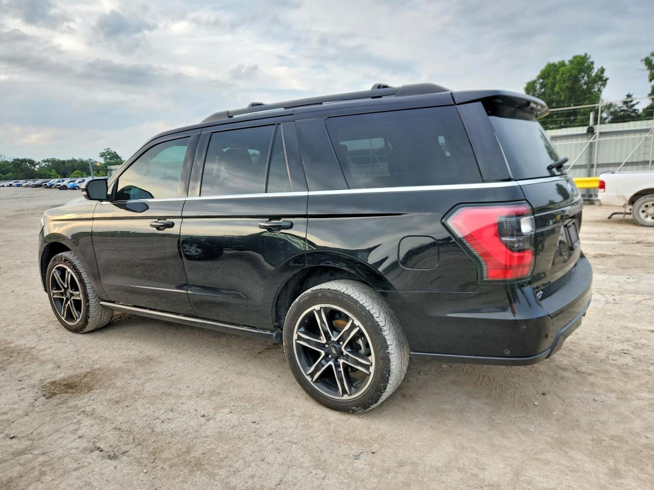2019 Ford Expedition Limited - Фото 2