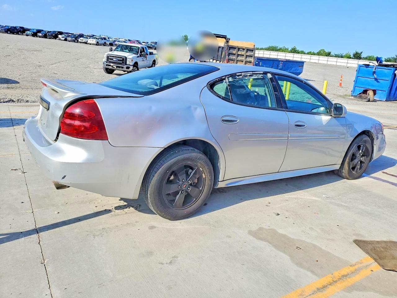 2005 Pontiac Grand Prix - Фото 3