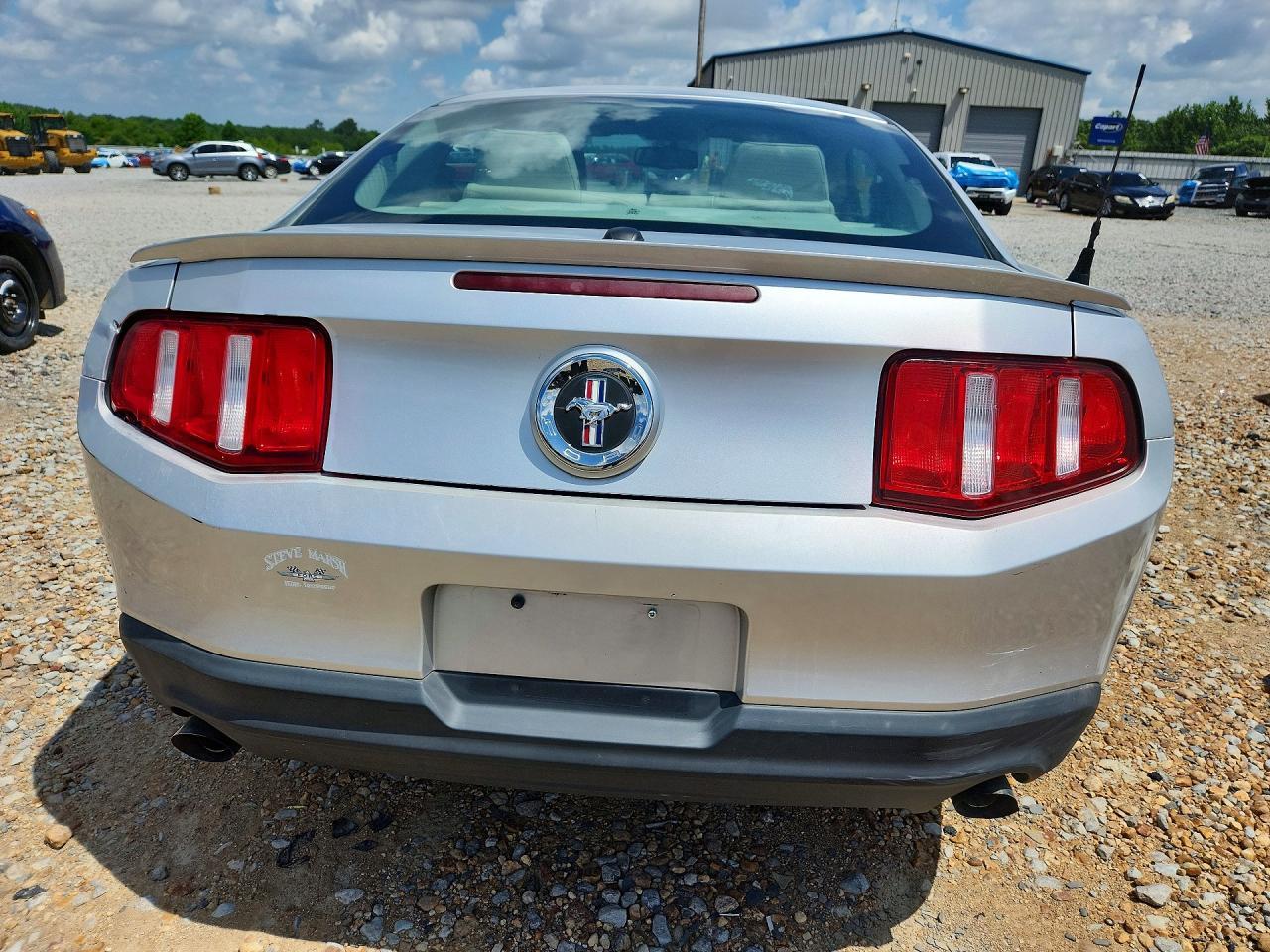 2011 Ford Mustang - Фото 6