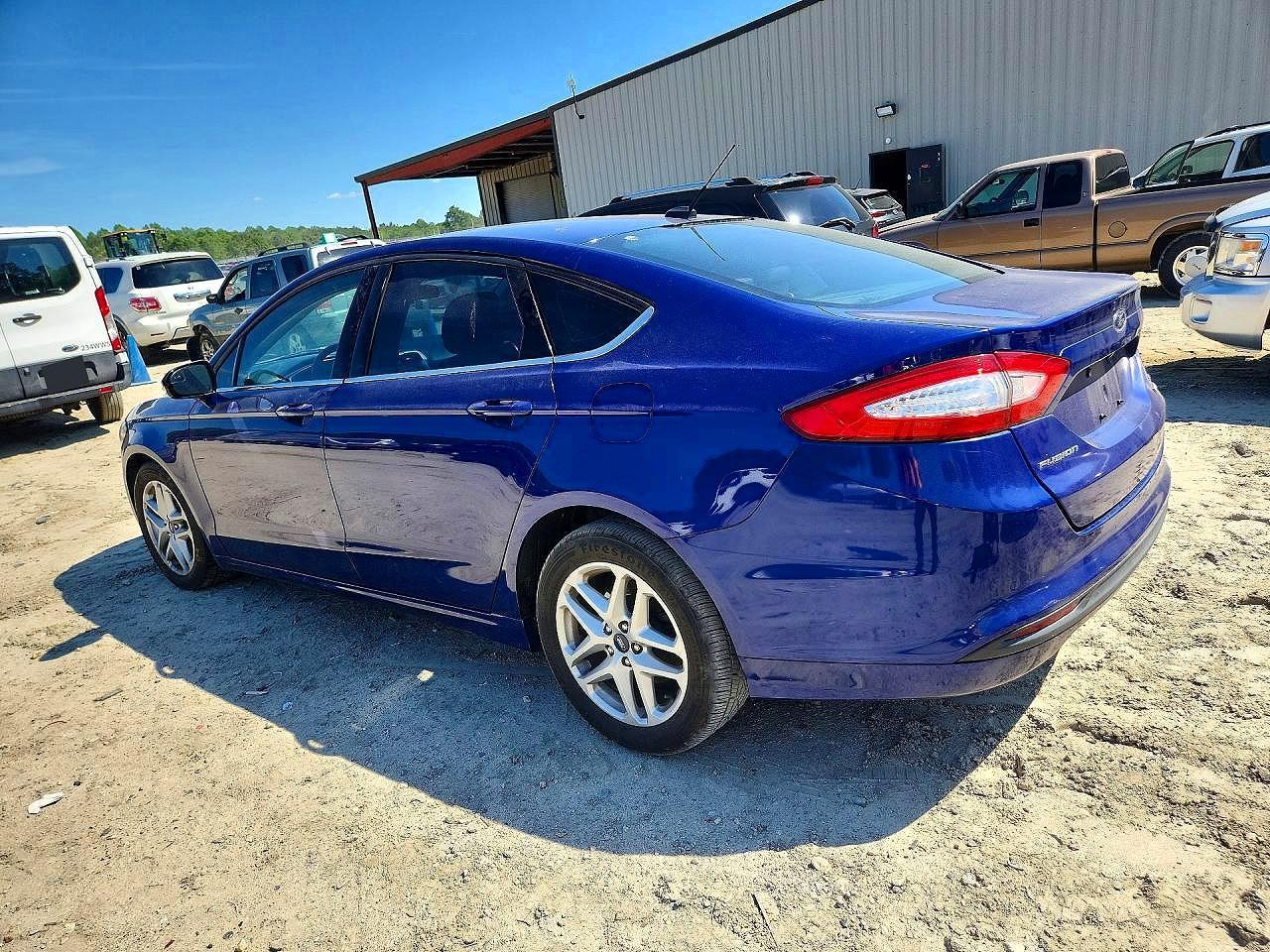 2016 Ford Fusion Se - Image 2