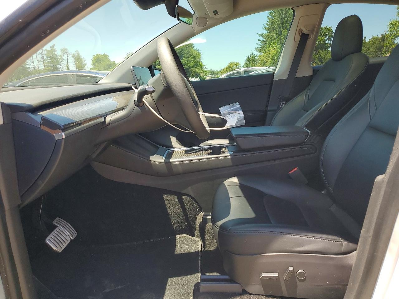 2022 Tesla Model Y - Фото 7