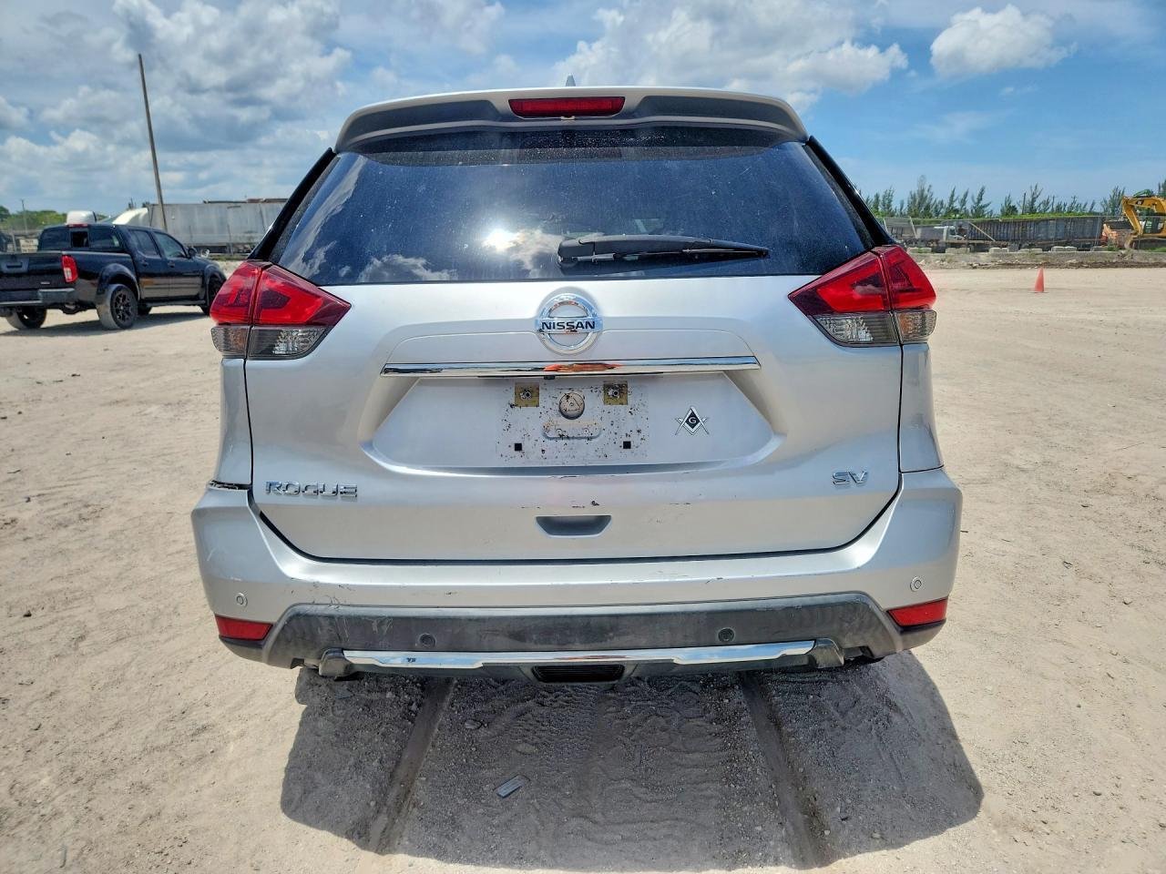 2020 Nissan Rogue Sv - Image 6
