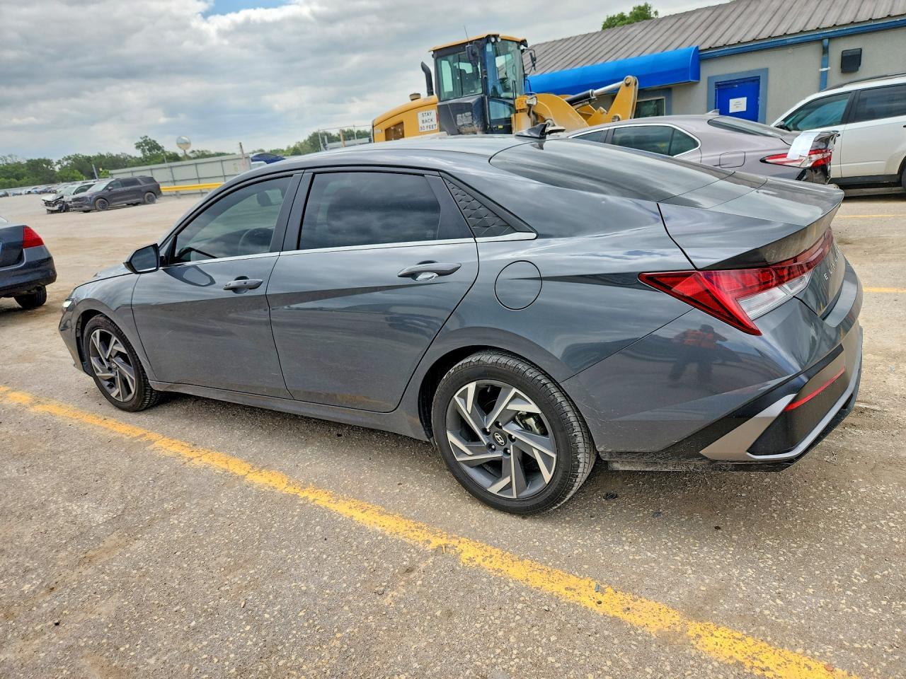 2024 Hyundai Elantra Sel - Фото 2