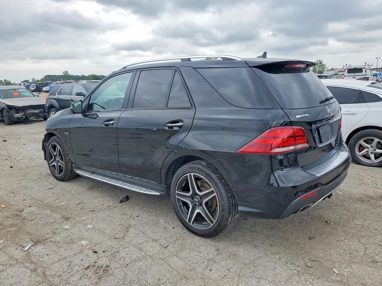 2017 Mercedes-Benz Gle 43 Amg - Фото 2