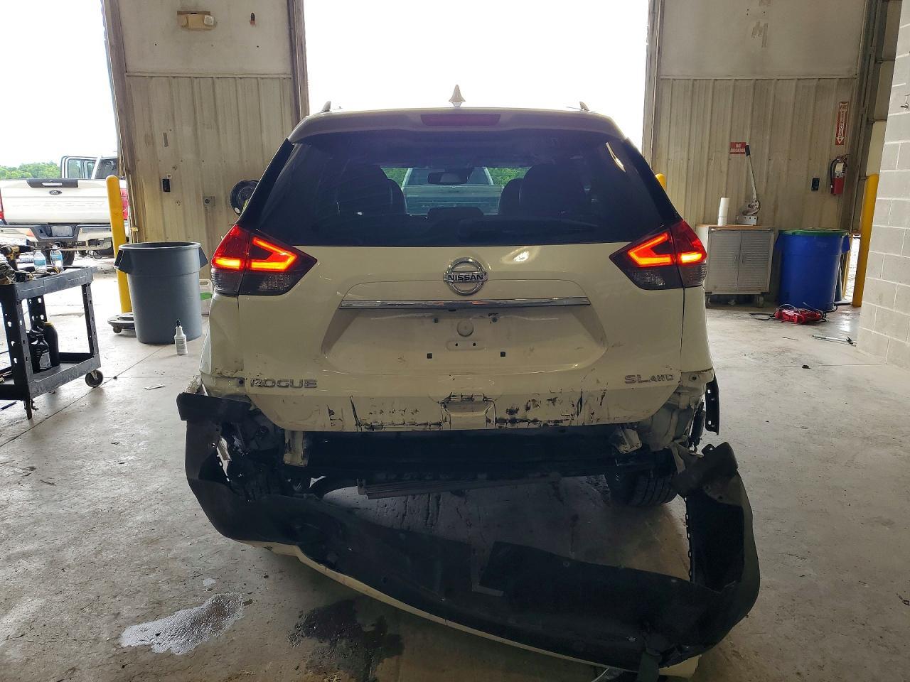 2020 Nissan Rogue Sl - Image 6