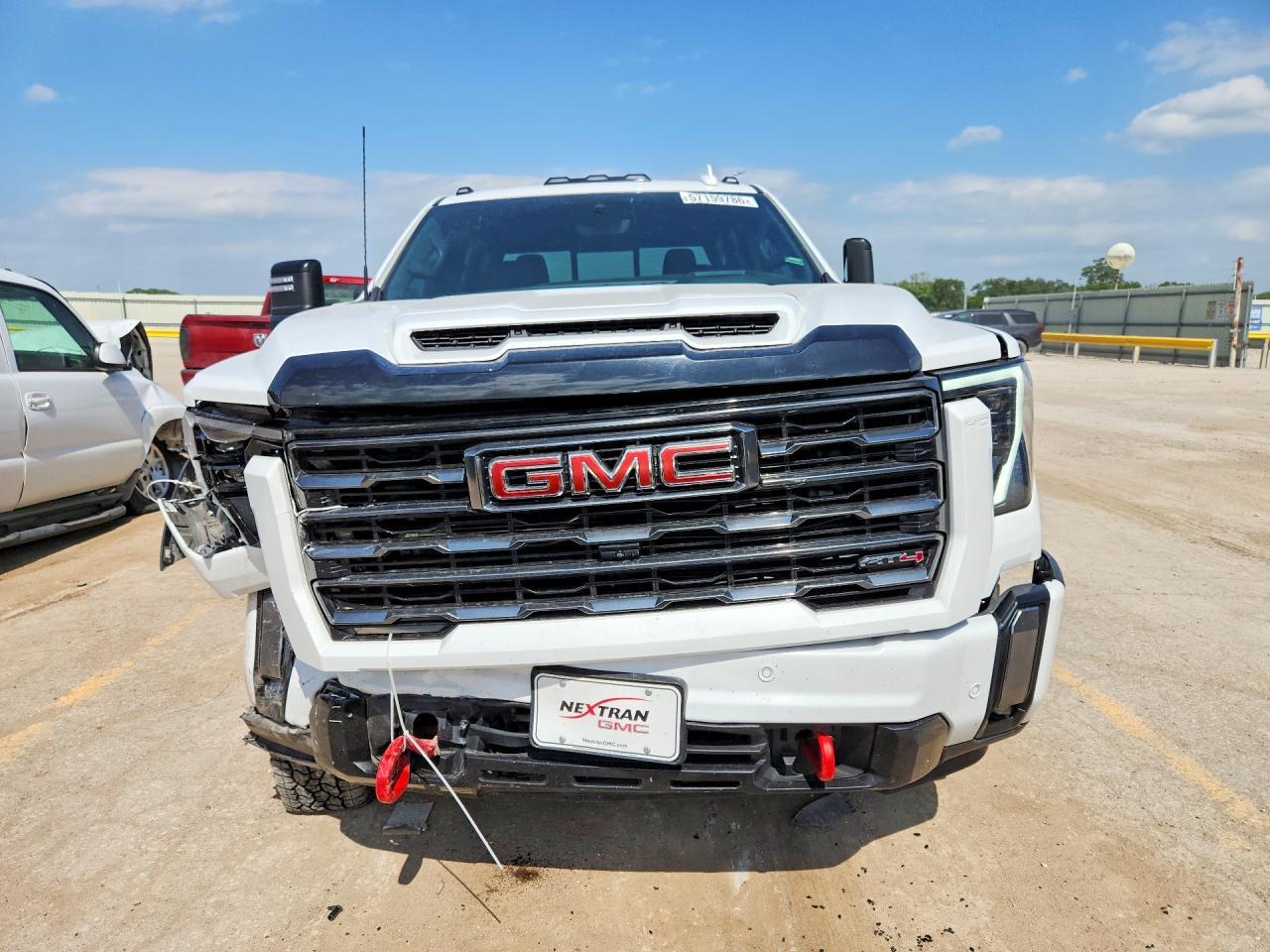 2024 GMC Sierra K2500 At4 - Image 5