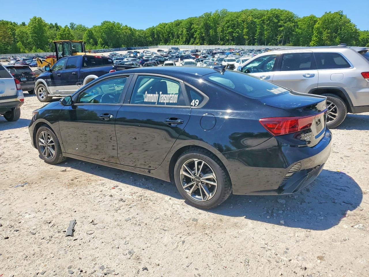 2023 Kia Forte Lxs - Image 2