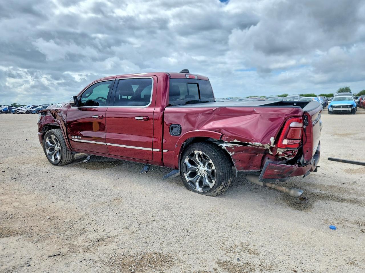 2019 Ram 1500 Limited - Фото 2