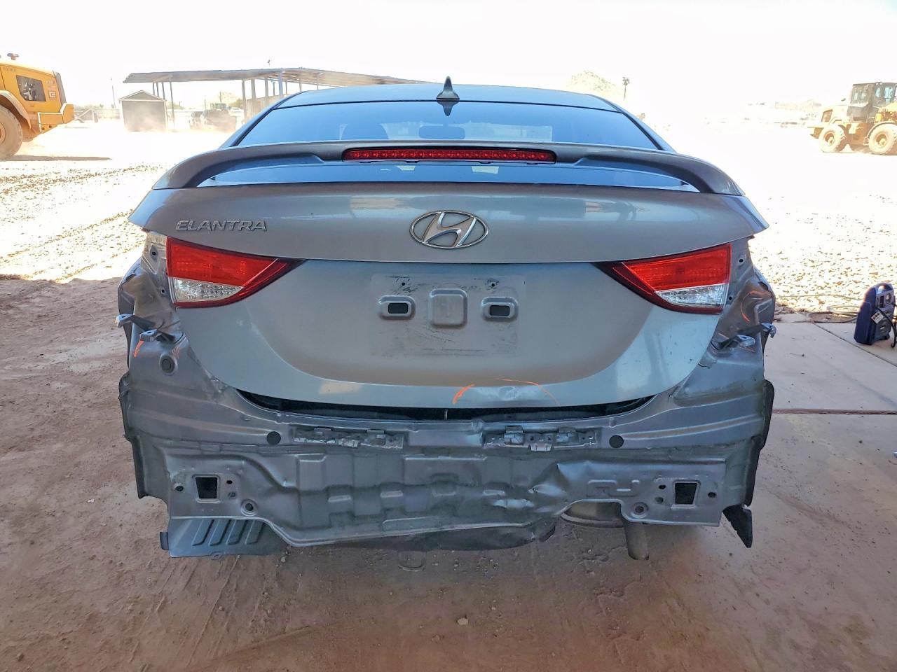2013 Hyundai Elantra Gls - Фото 6