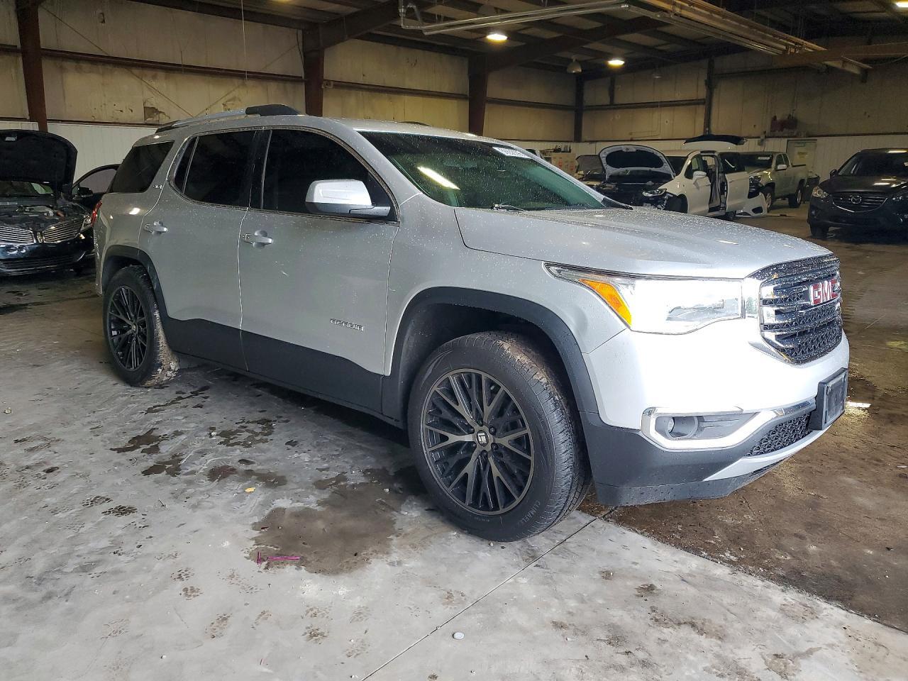 2018 GMC Acadia Sle - Image 4