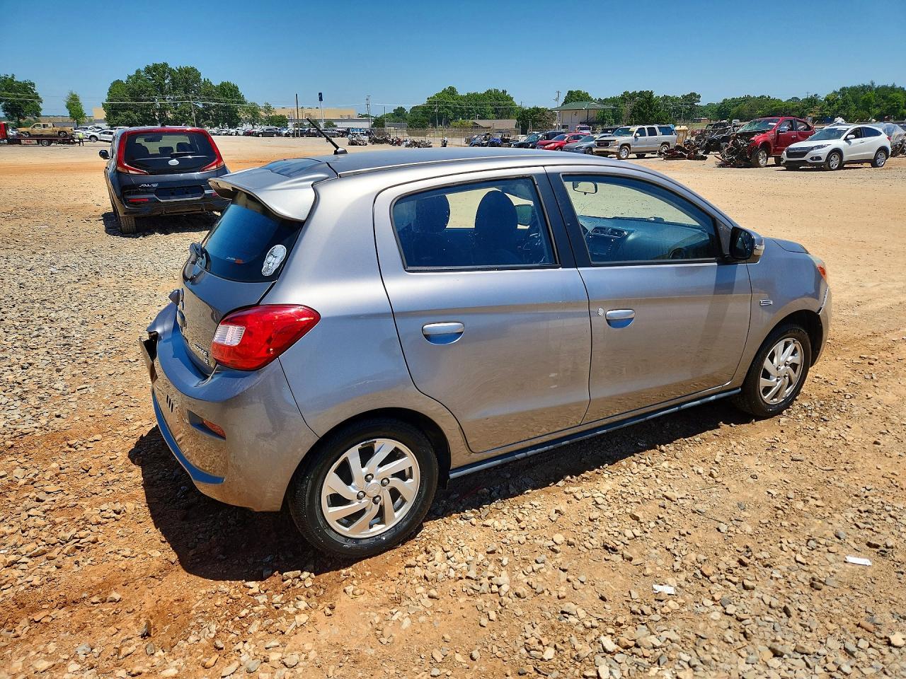 2017 Mitsubishi Mirage Se - Image 3