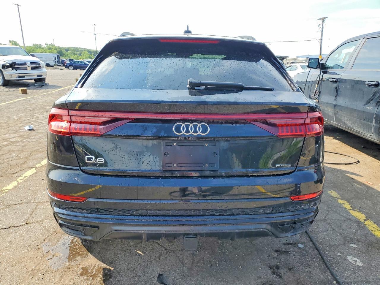 2023 Audi Q8 Prestige S-Line - Фото 6