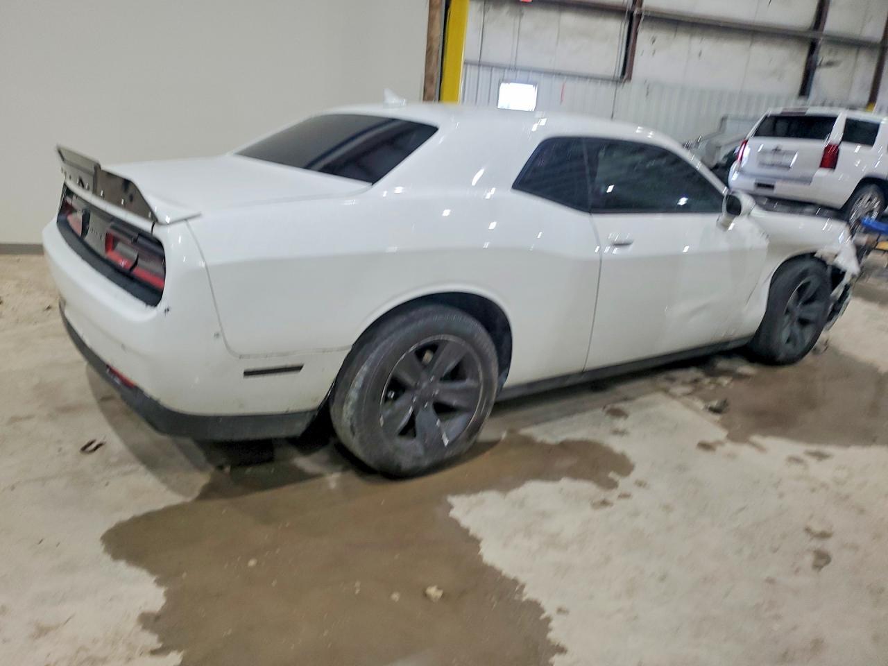 2015 Dodge Challenger Sxt - Фото 3