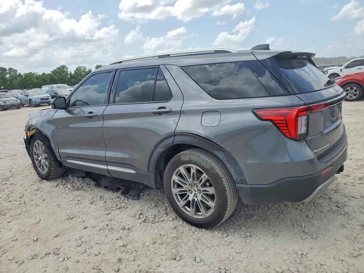 2026 Ford Explorer Platinum - Фото 2