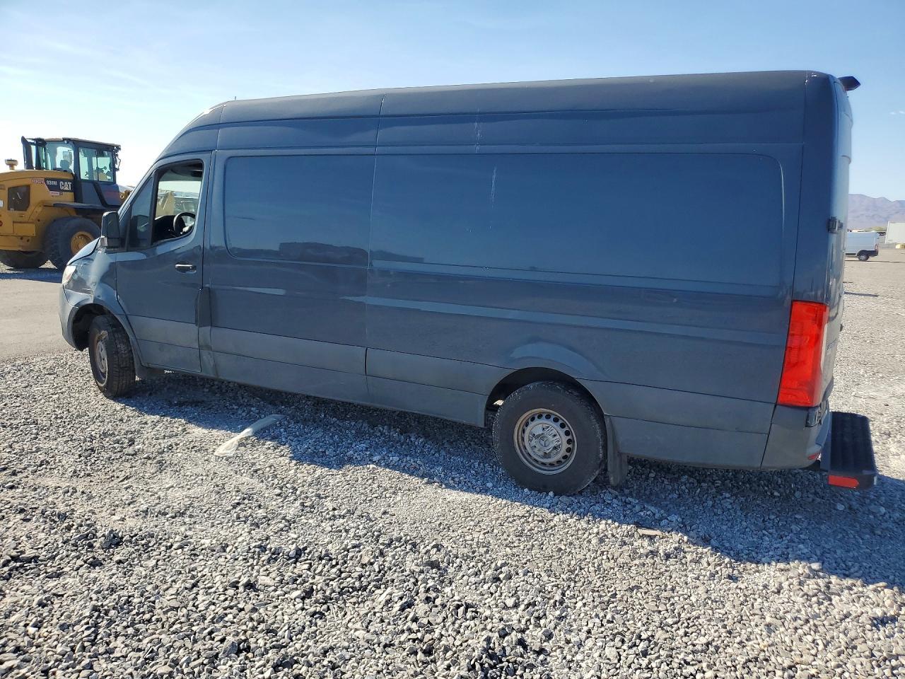 2019 Mercedes-Benz Sprinter 2500 - Image 2