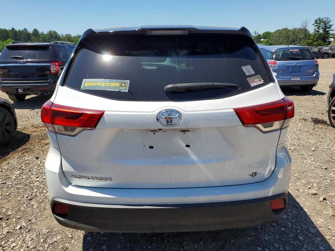 2019 Toyota Highlander Le - Фото 6