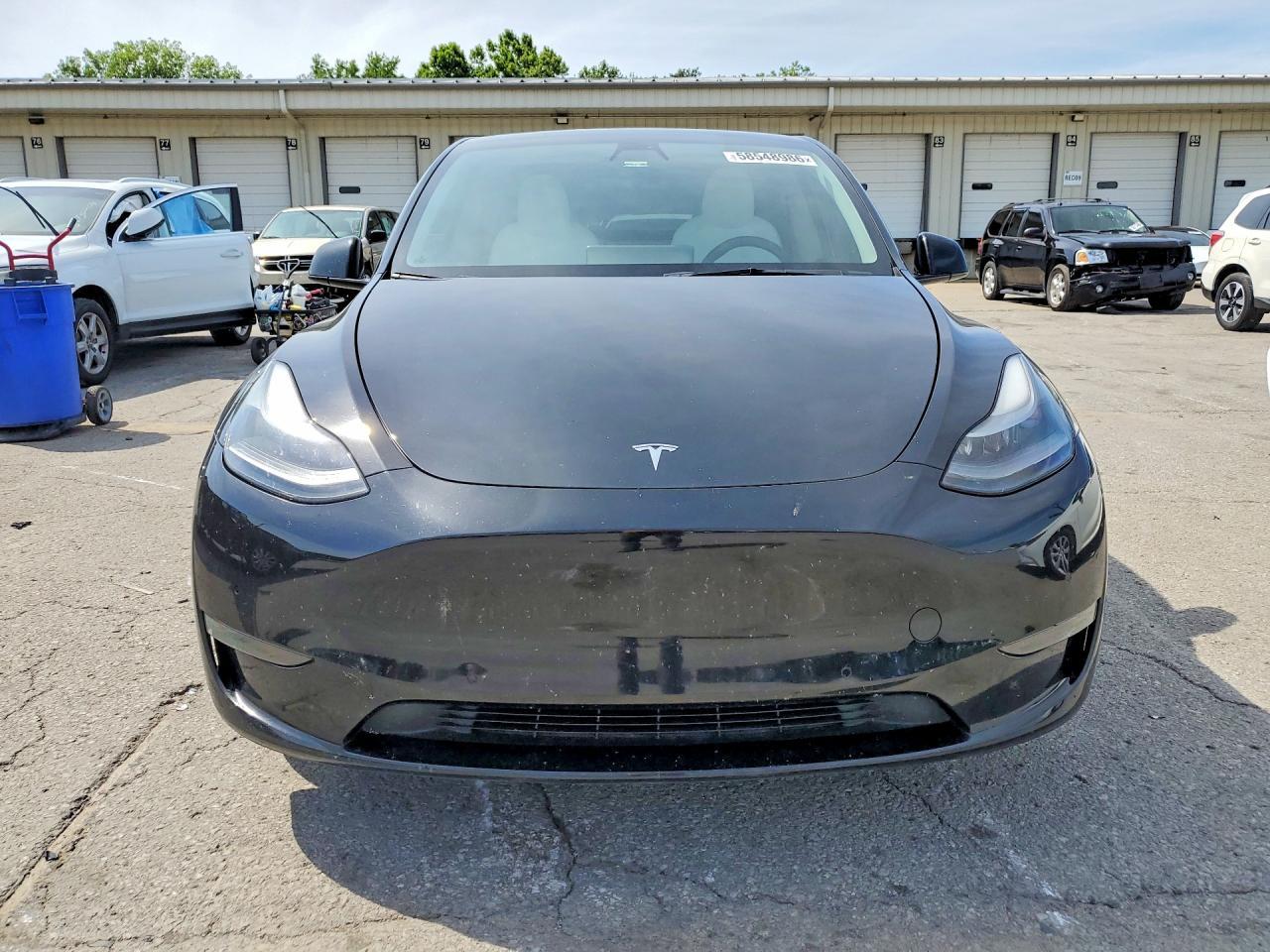 2022 Tesla Model Y - Фото 5
