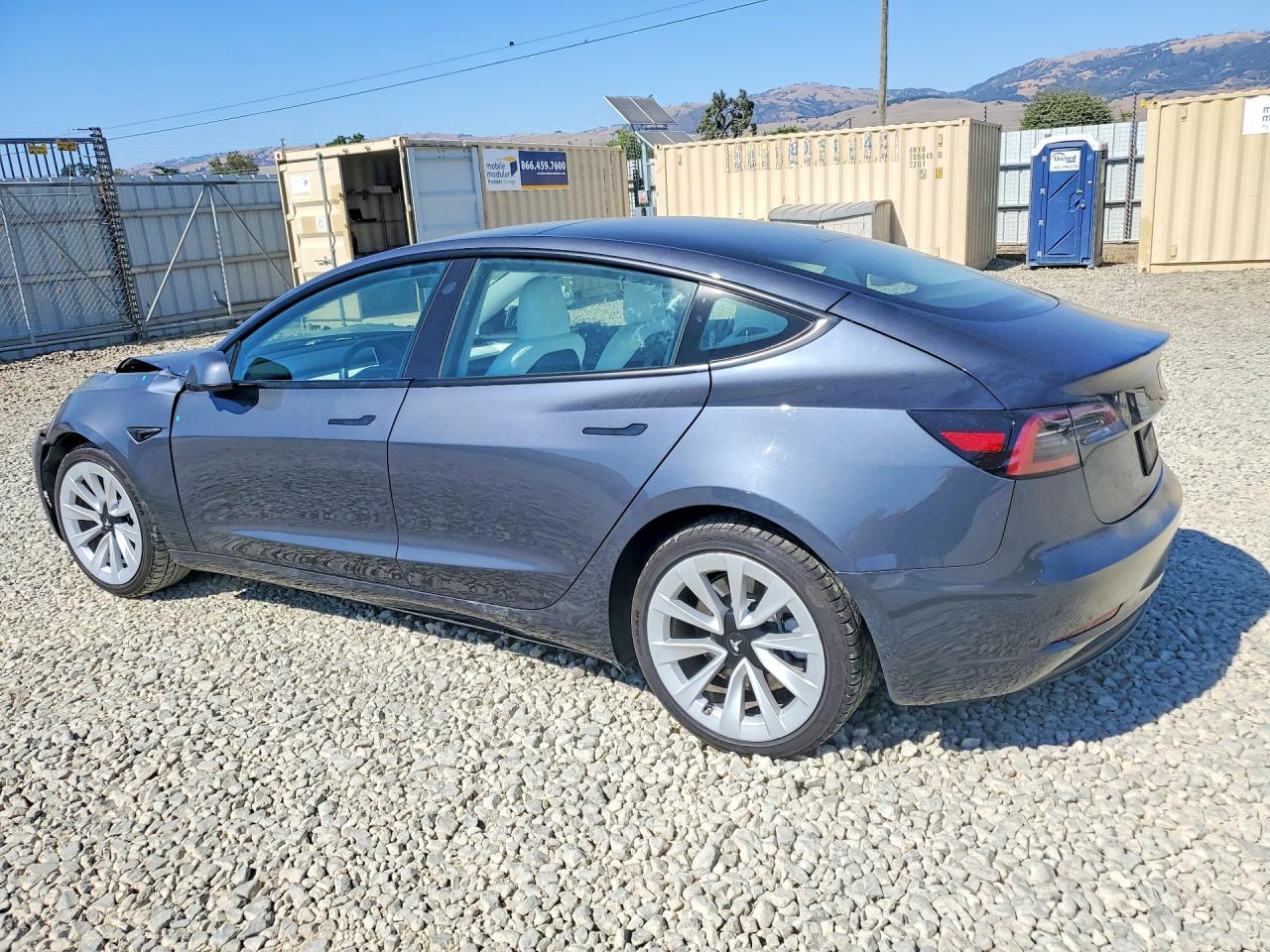 2023 Tesla Model 3 - Image 2